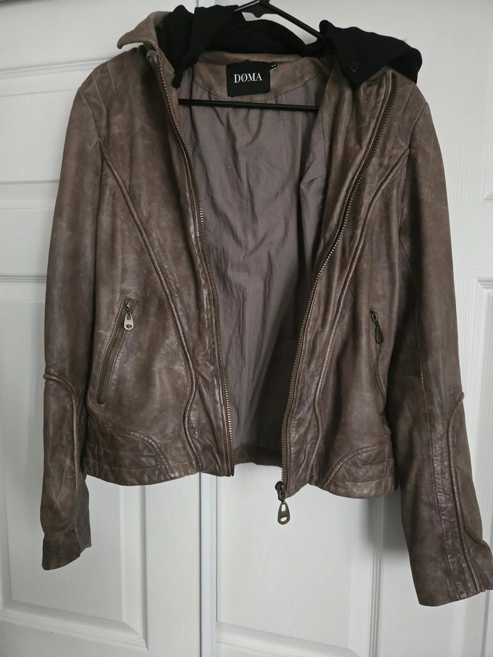 DOMA Women's Brown Leather Zip Jacket - Picture 3 of 11